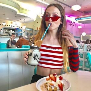 New Women Small Cat Eye Sunglasses Vintage Red